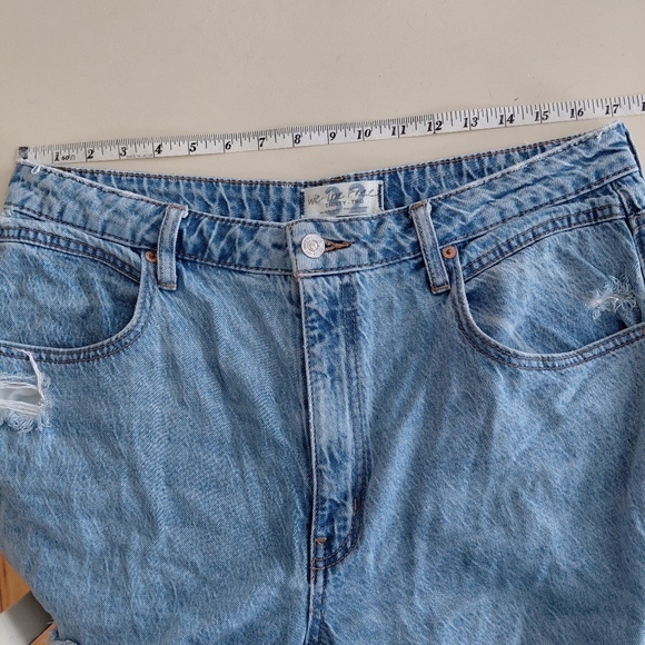 We The Free People Baggy Boyfriend Jeans Distressed Slouchy Wide Leg 32 - Picture 4 of 10